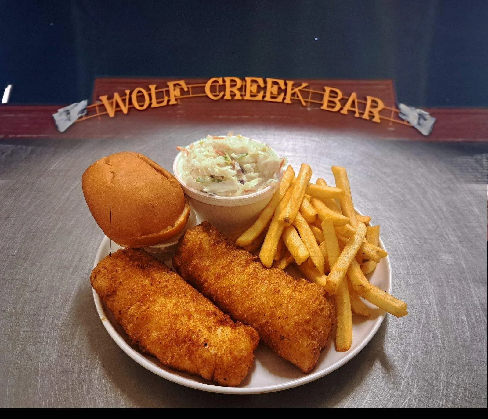Howlin’ Wolf Creek Bar in St Croix Falls, WI (5)