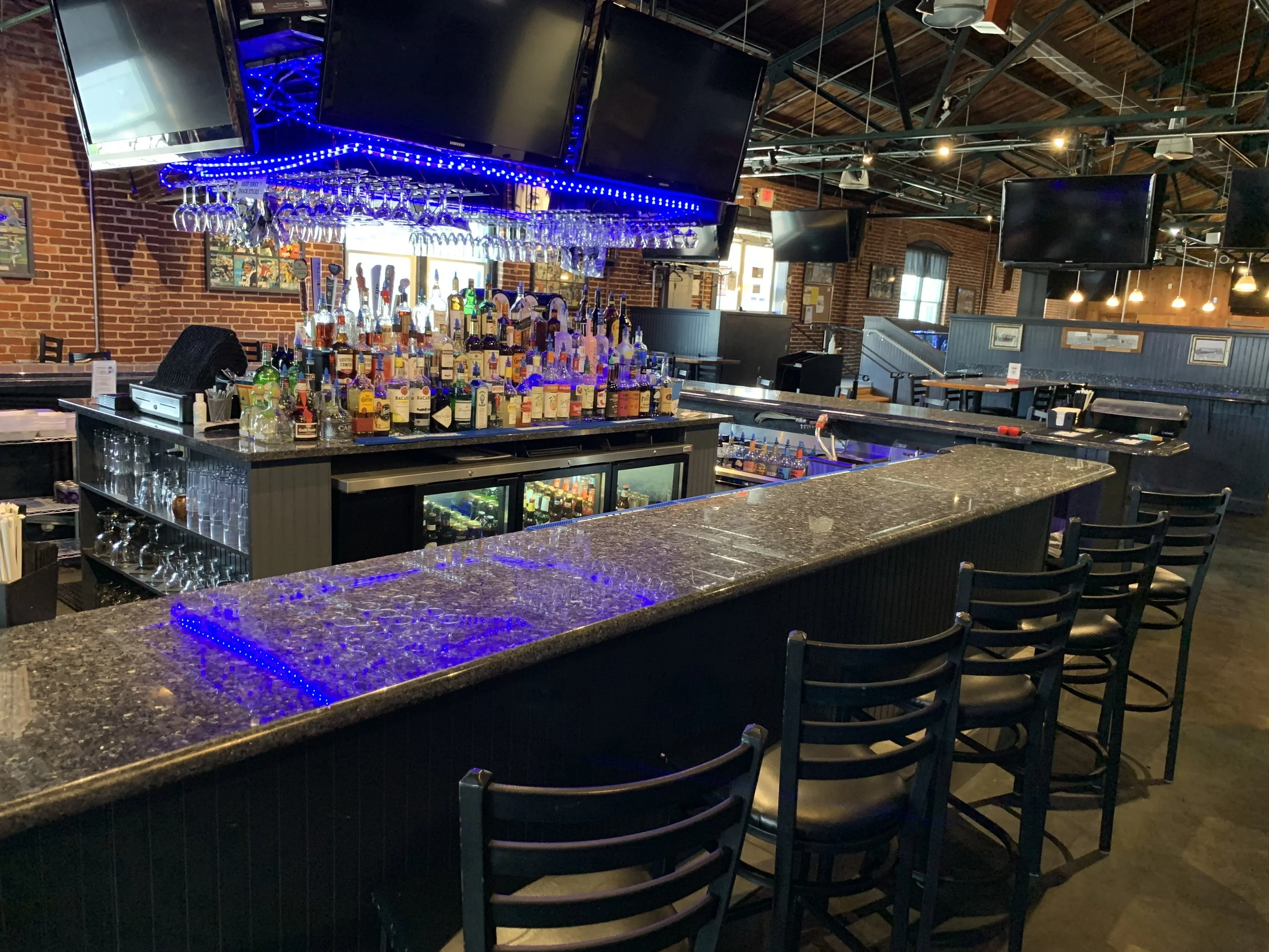 Seven Sports Bar & Grille in New Freedom, PA (2)