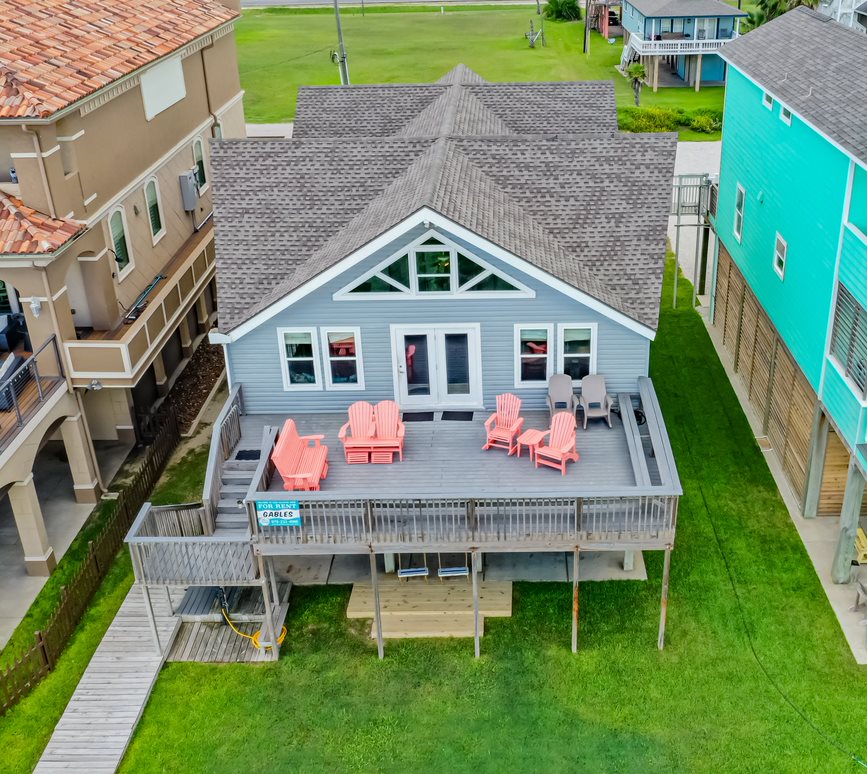 Corona Del Mar Beach Properties in Leming, TX