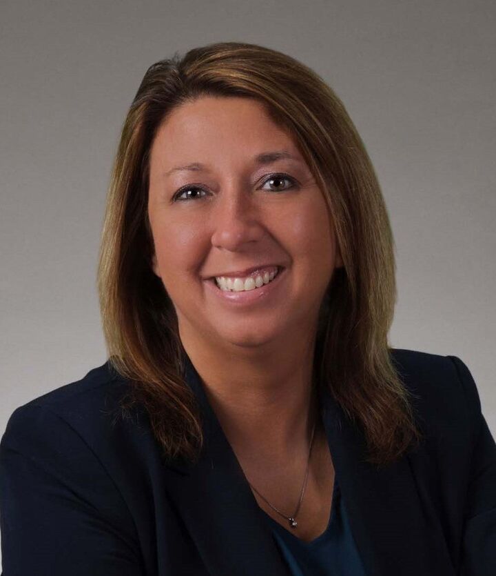 Mindy Long, REALTOR in Mansfield, OH