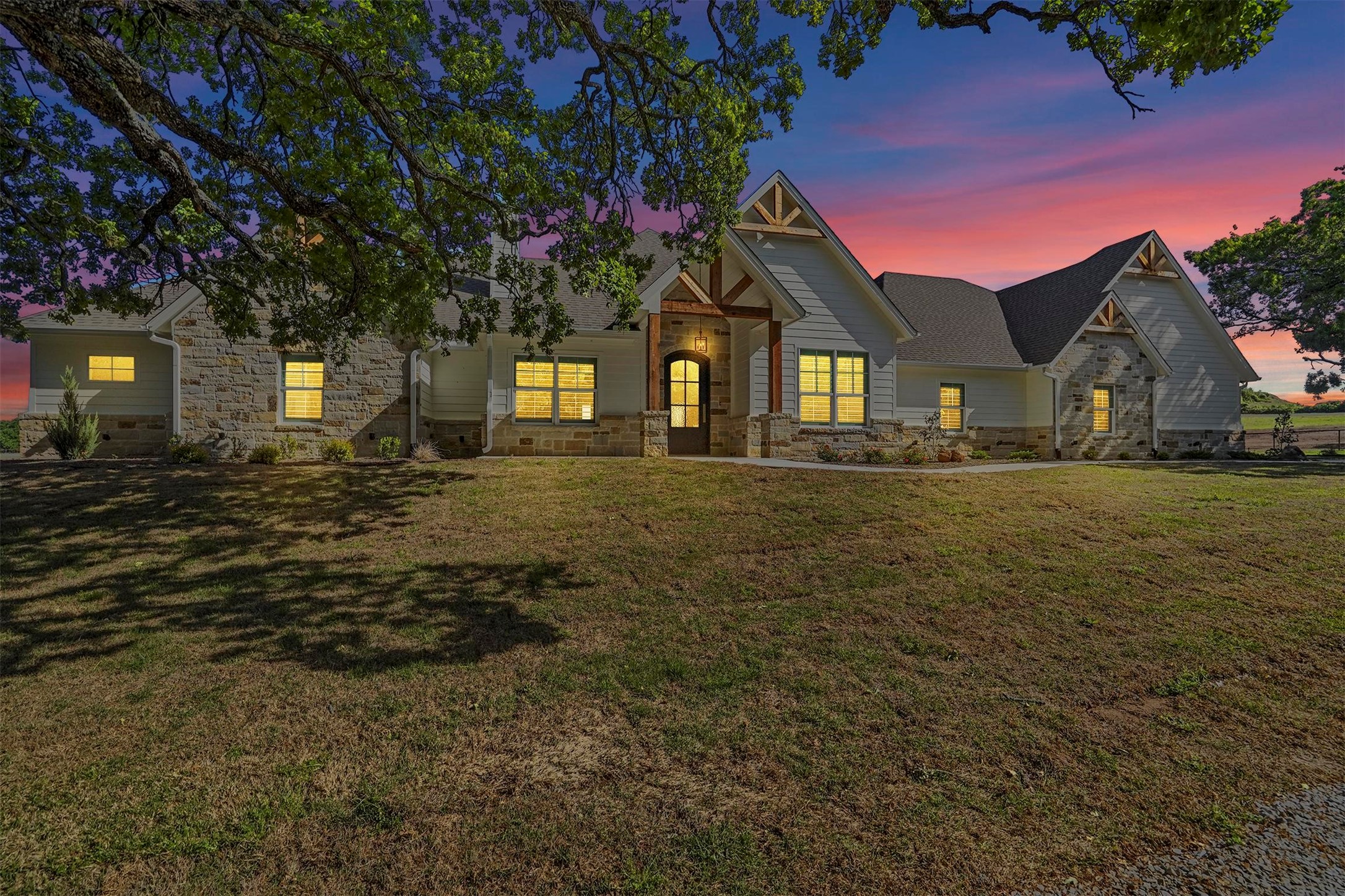 Wes Walser Realty, GRI in Roanoke, TX