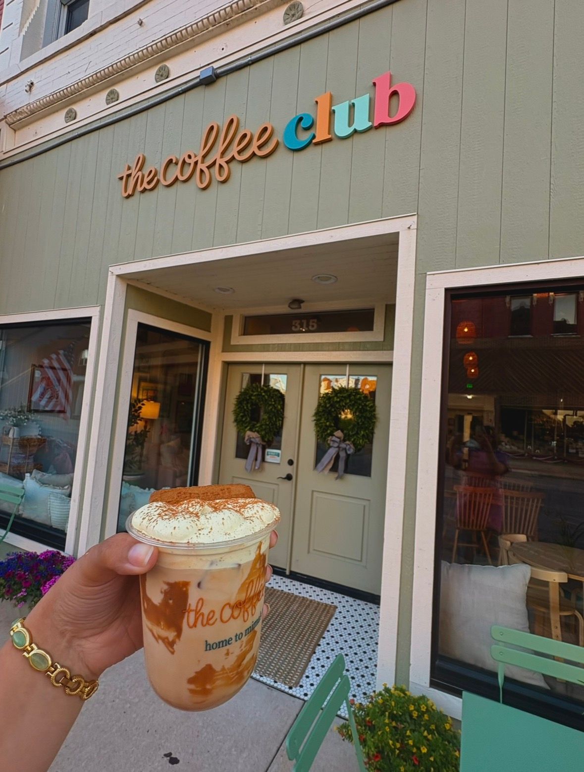 The Coffee Club, Inc. in Huntington, IN (3)