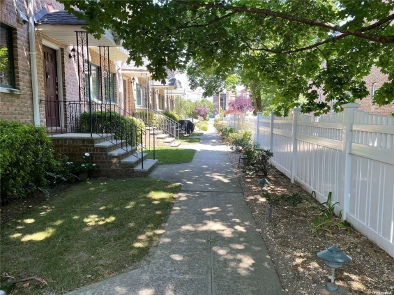 Paul Gold Real Estate in Long Beach, NY