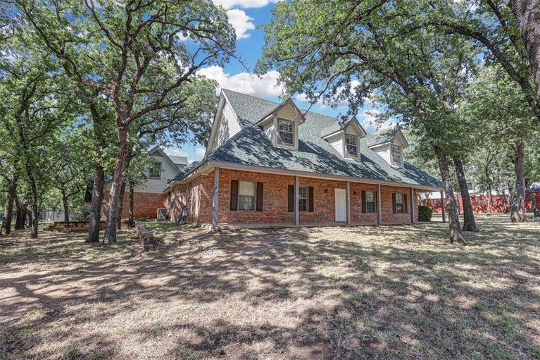 Martin Realty Group in Azle, TX (6)