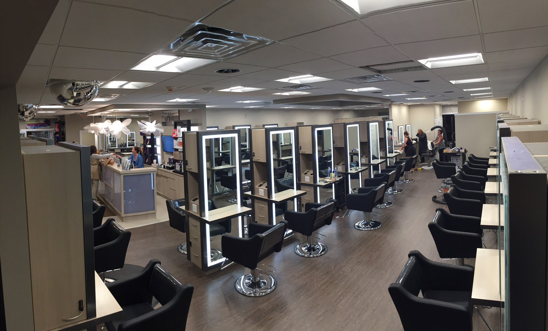 Hair Machine Salon in Rockville Centre, NY
