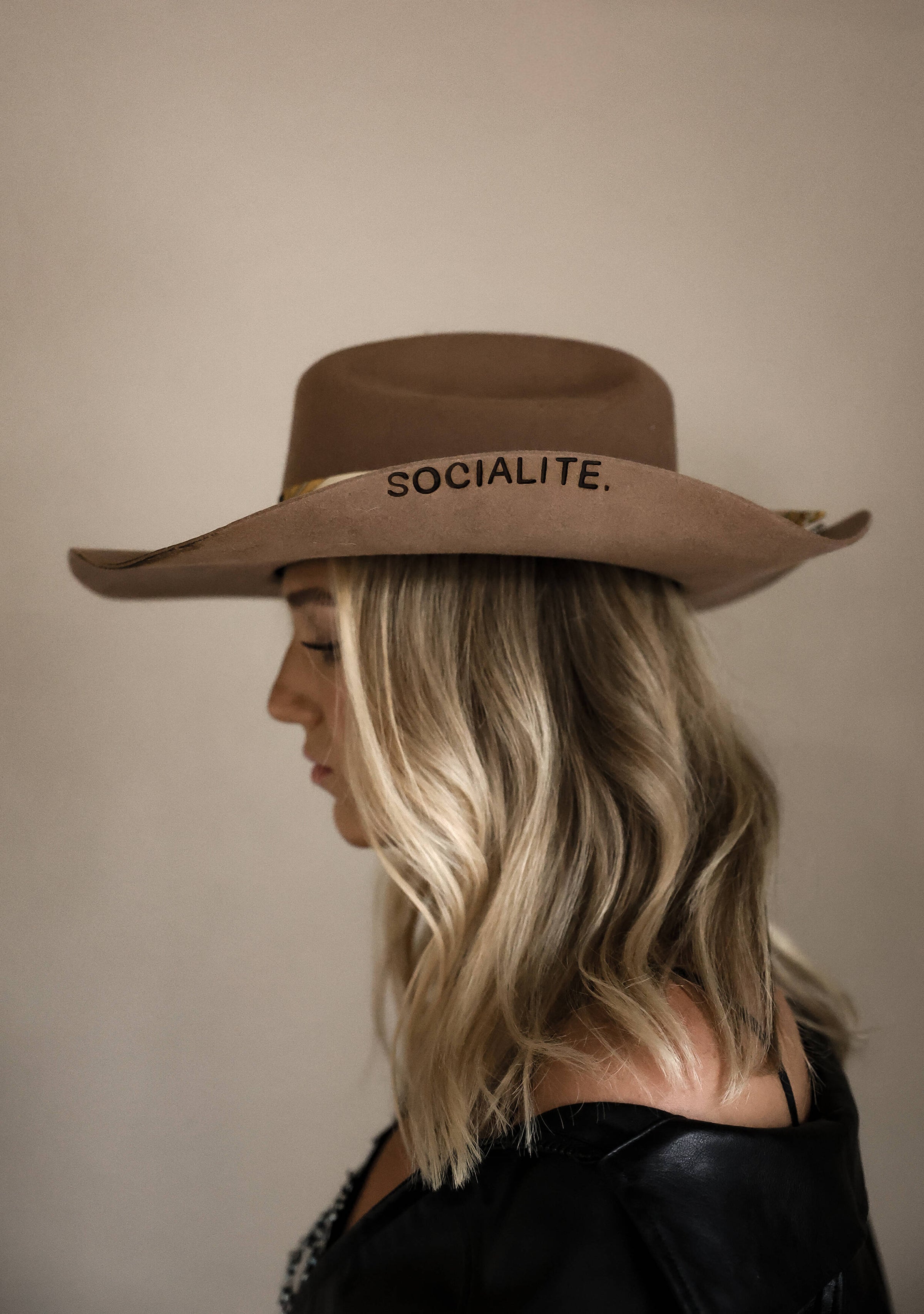 The Socialite Salon in Bushnell, FL