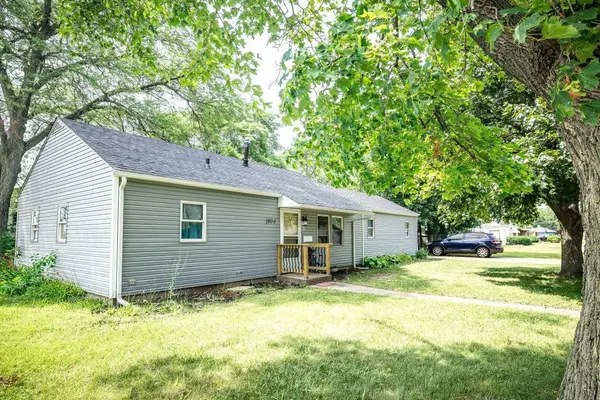 Realty Executives Capital City in McFarland, WI (2)