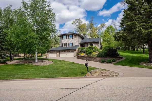 Realty Executives Capital City in McFarland, WI (3)