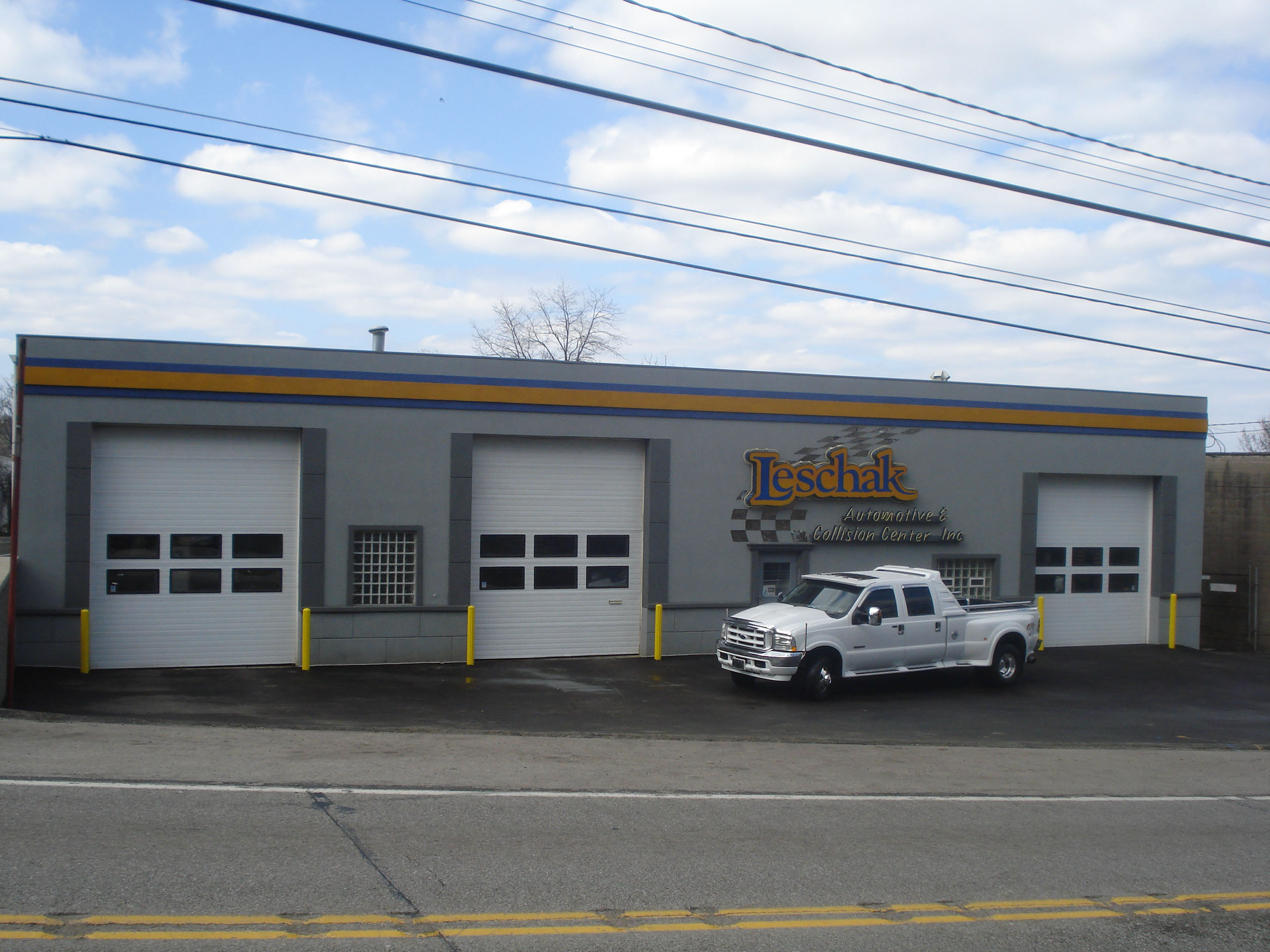 Leschak Automotive Services Center in West Mifflin, PA (6)