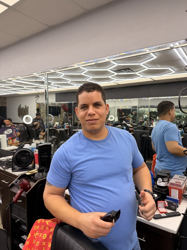 Platinum Cuts in Hialeah, FL (3)