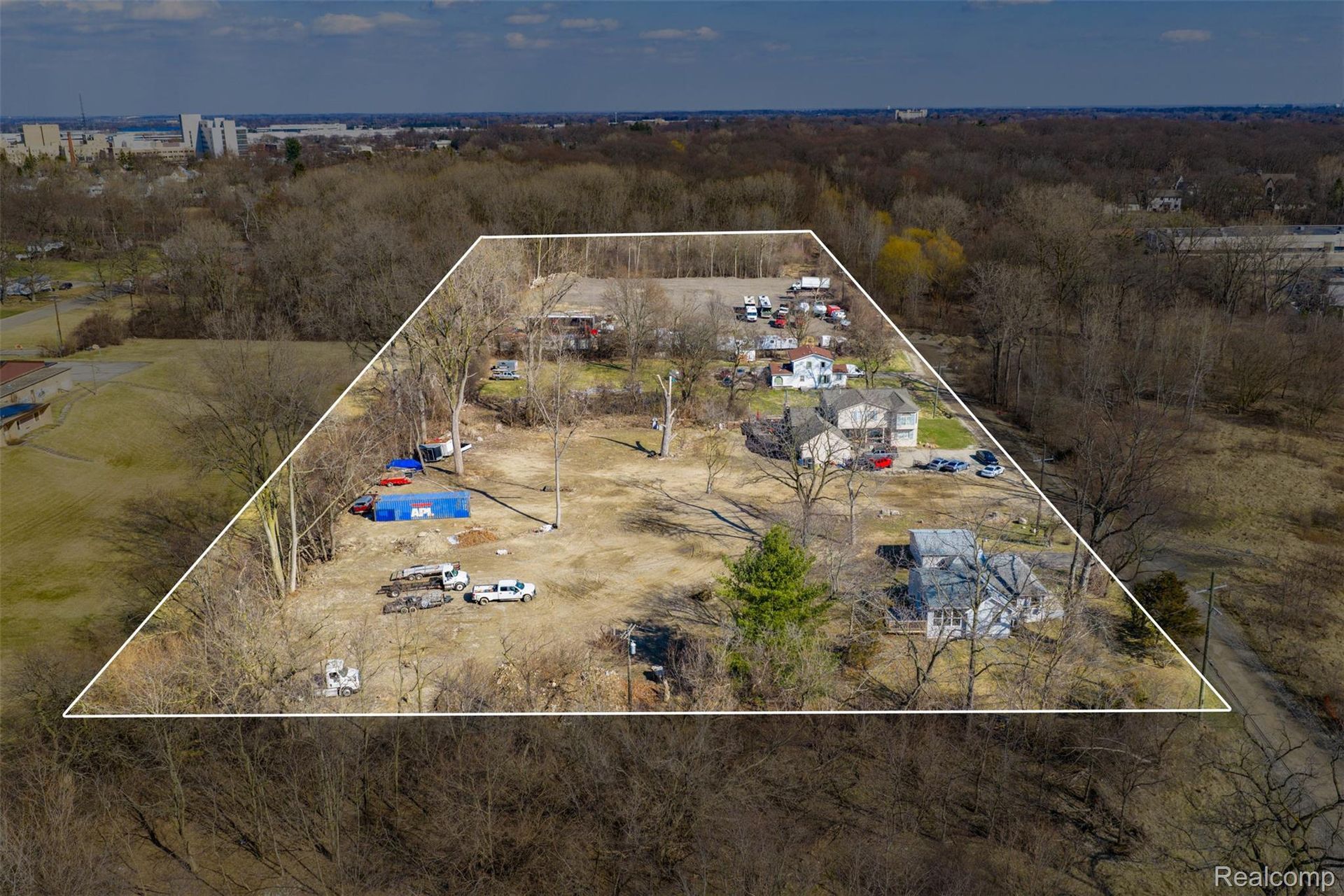 C Miles Realty in Bloomfield Township, MI (3)