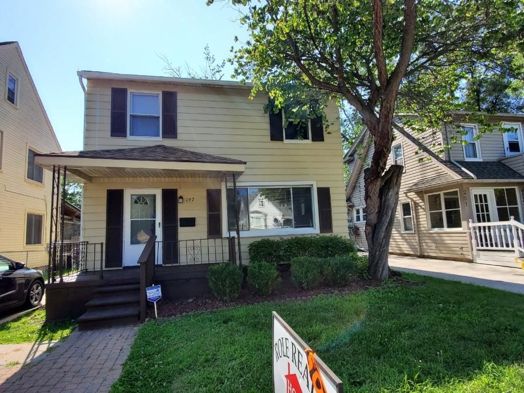 C Miles Realty in Bloomfield Township, MI (6)