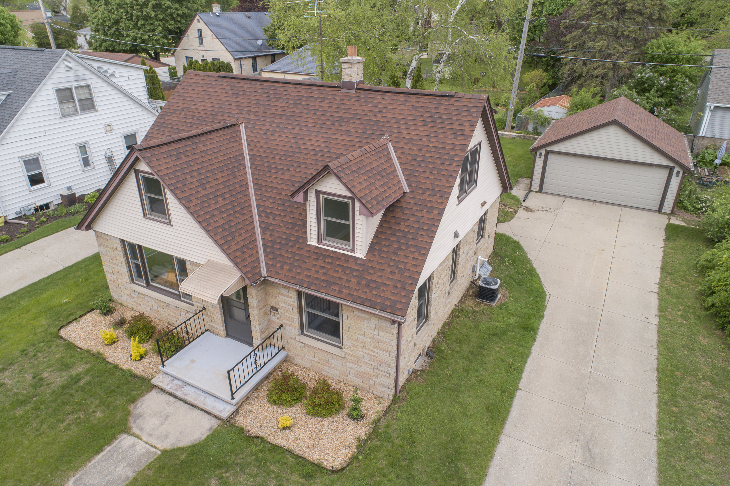 Derby Realtors | Sue Derby & Travis Derby | Shorewest Realtors in Waukesha, WI (6)