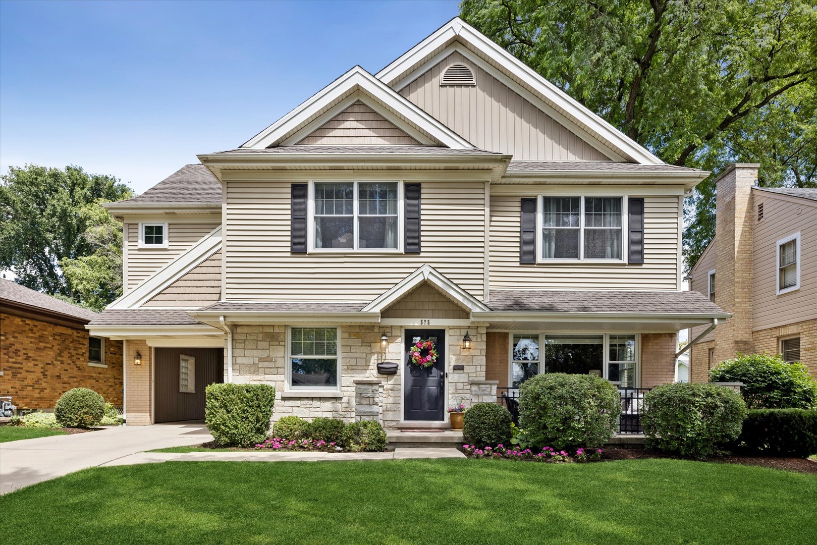 The Schiller Team | @properties in Elmhurst, IL (3)
