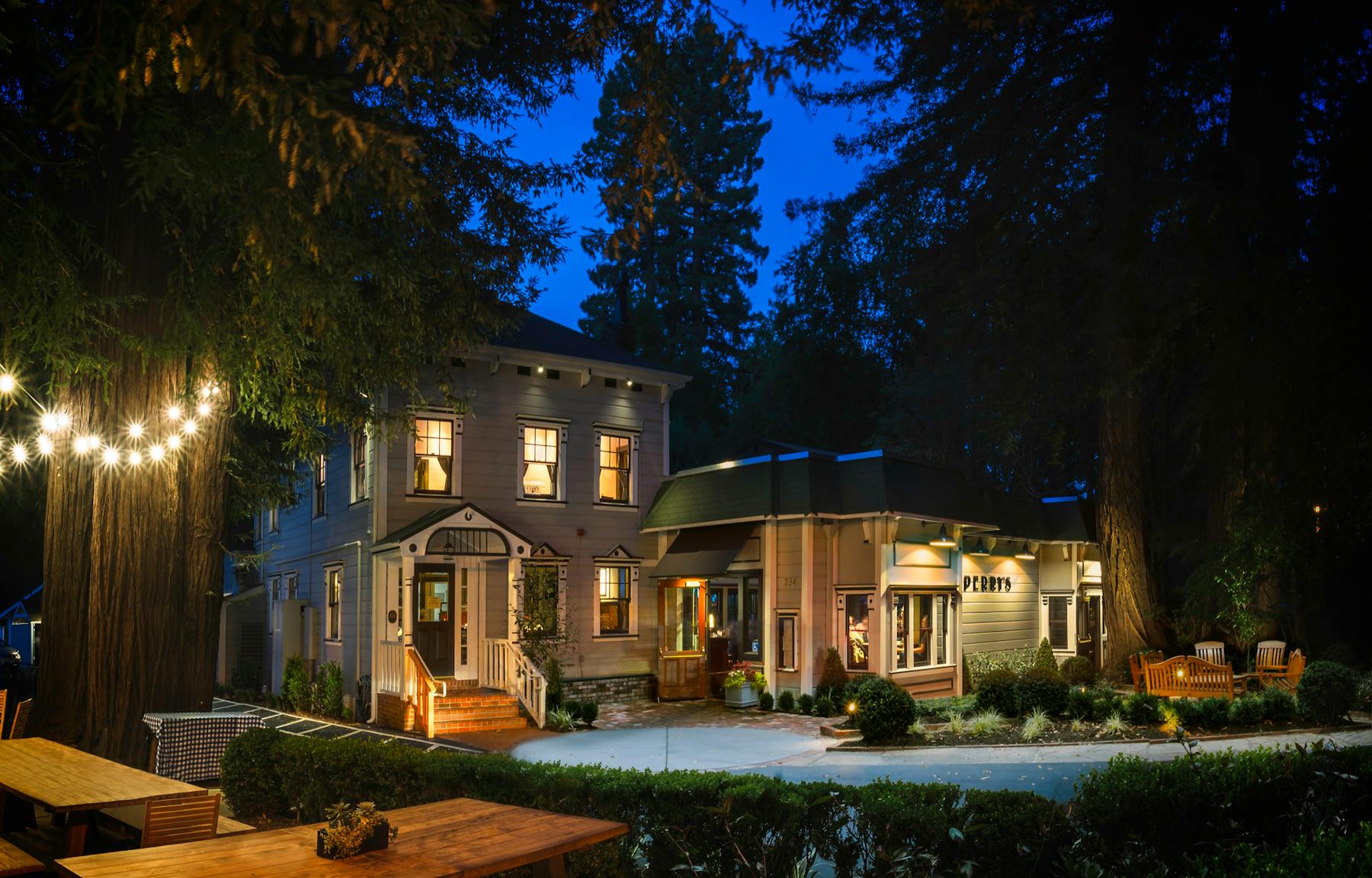 Perry's on Magnolia in Larkspur, CA