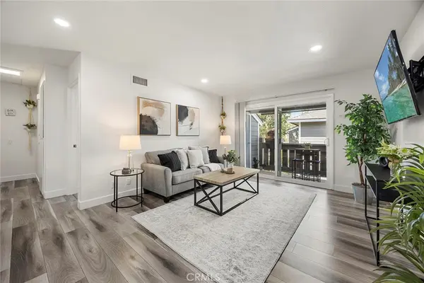 Regina Rey, Real Estate Specialist in Fullerton, CA (4)