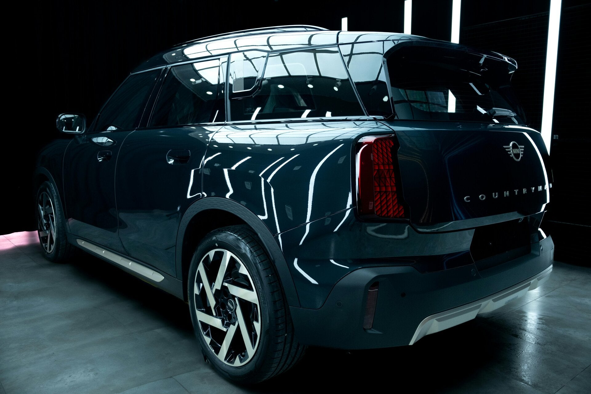DI AUTO BODY REPAIR in Dunellen, NJ (6)