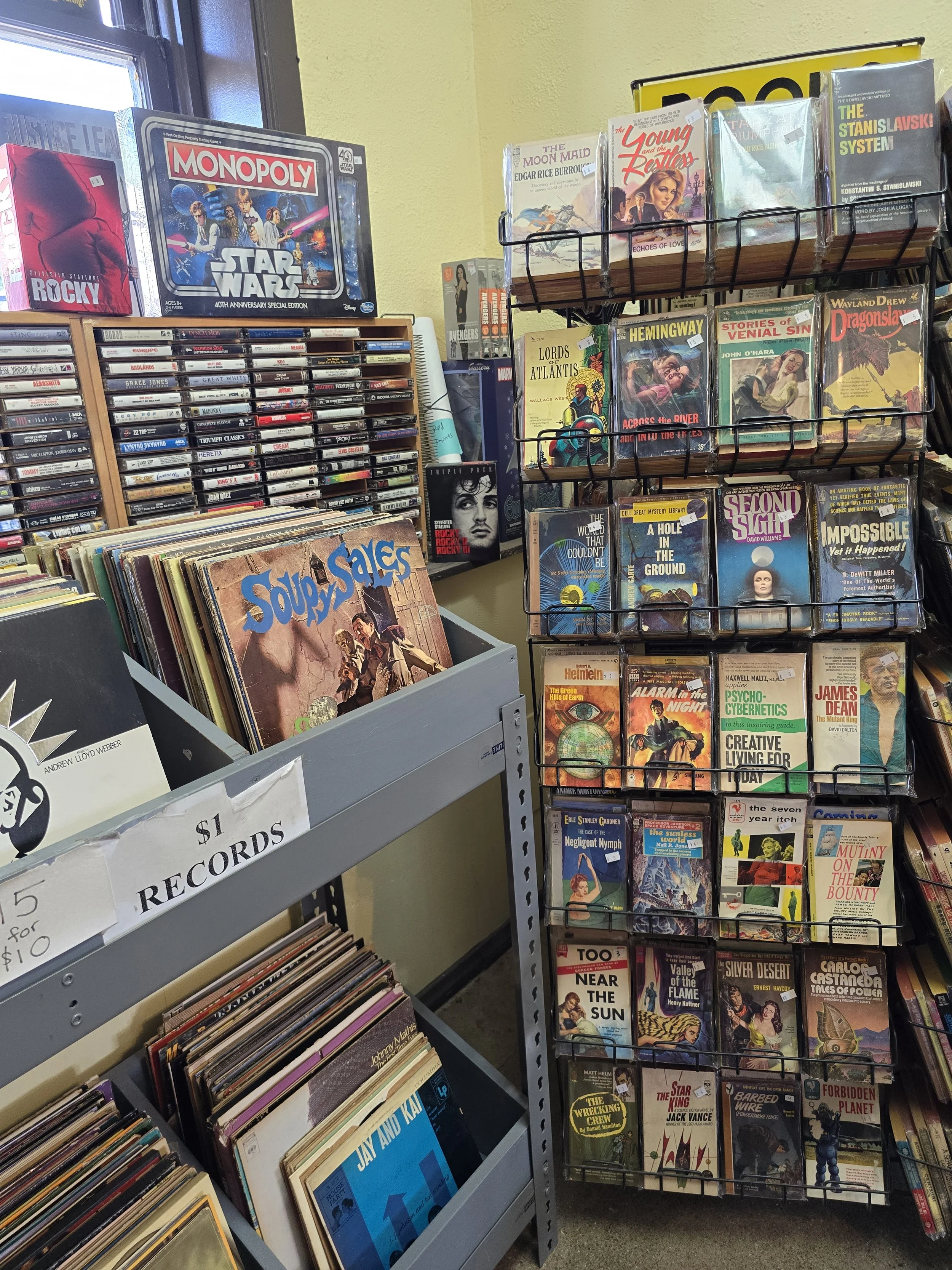 Station 1 Books & Vinyl in Pompton Lakes, NJ