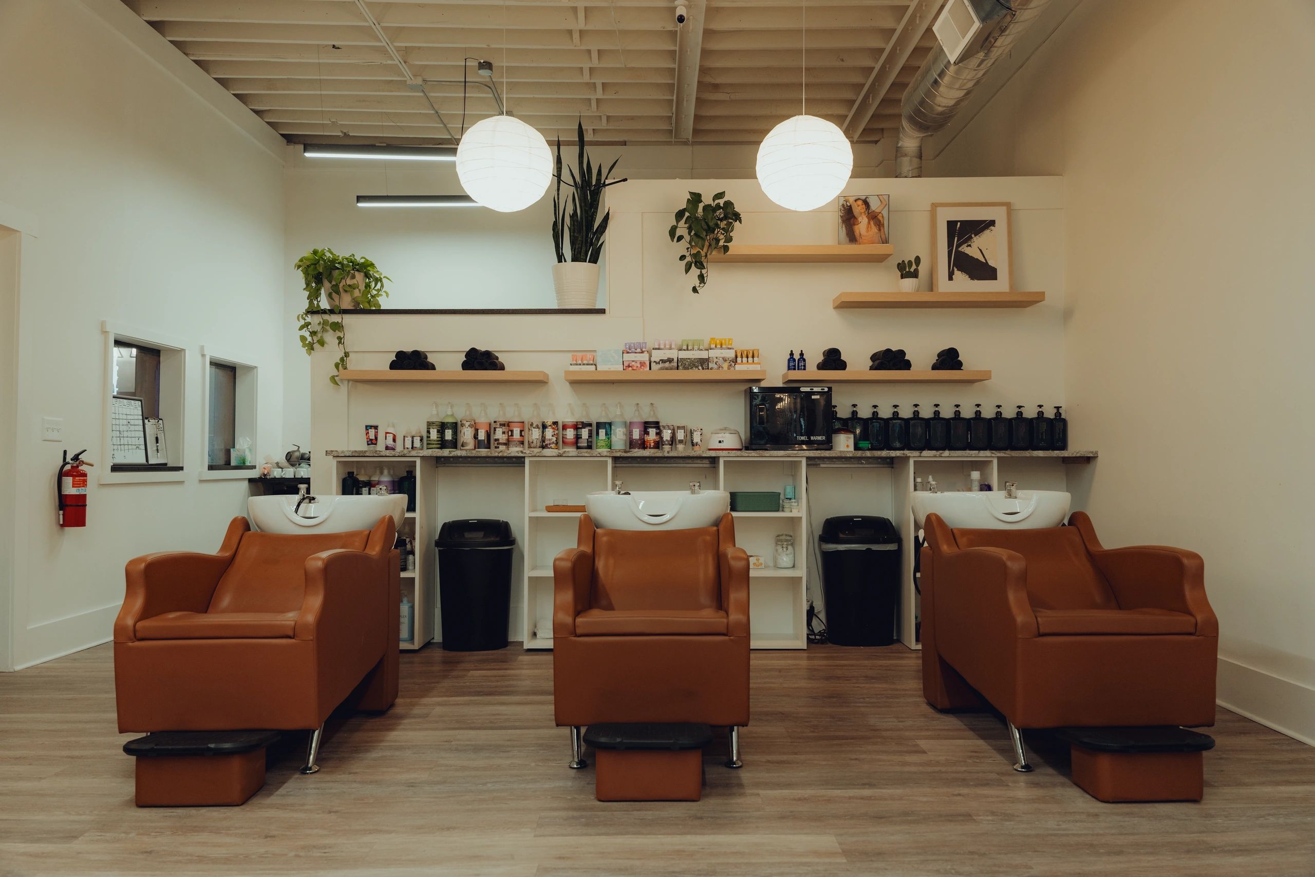 AK HAIR COLLECTIVE in Mansfield, OH