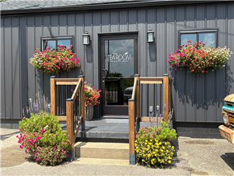 The Tea Room Beauty Bar in Dresden, OH