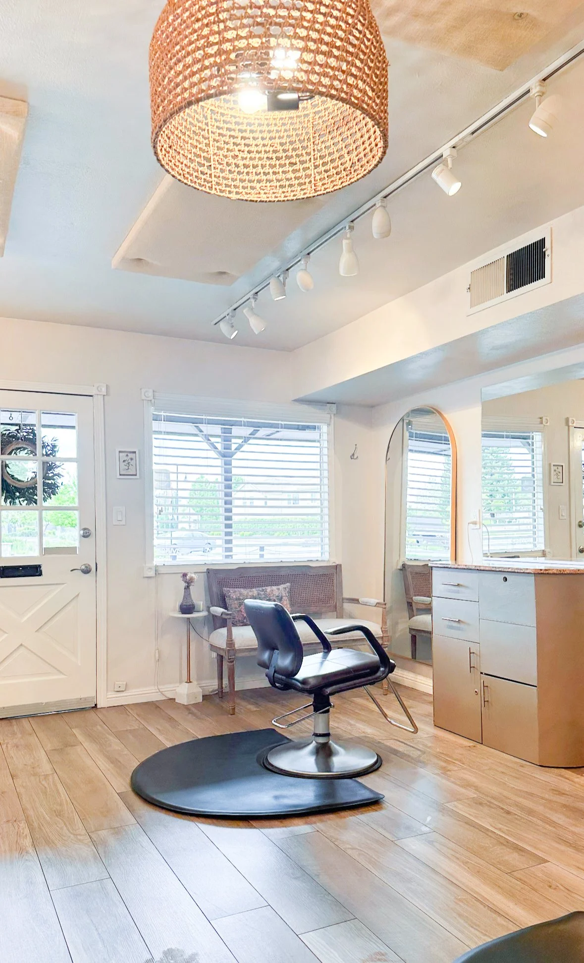 PURE Skin and Hair Salon in Rocklin, CA (2)