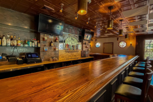 Apple Valley Family Restaurant in Milford, PA (6)