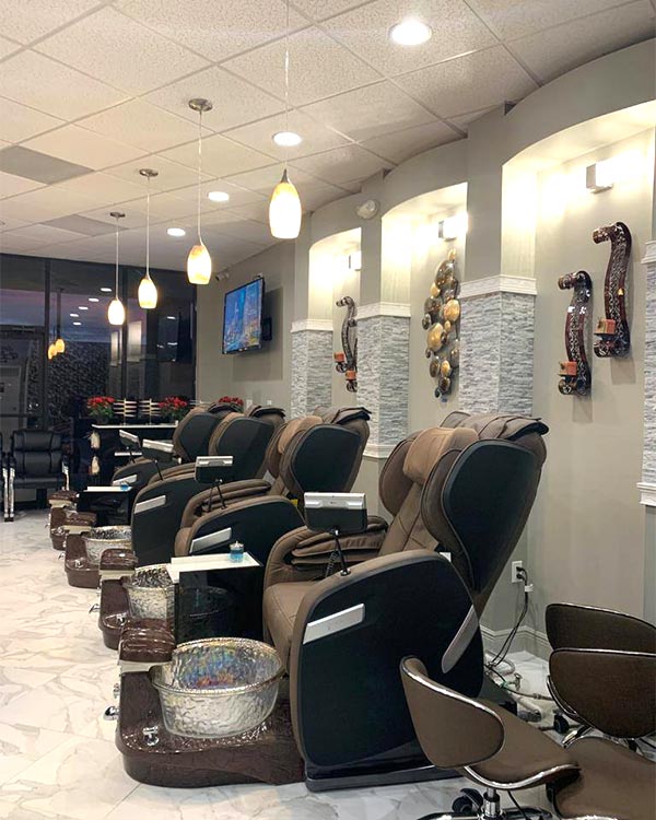 VN Of Fantastic Nails & Spa in Plant City, FL