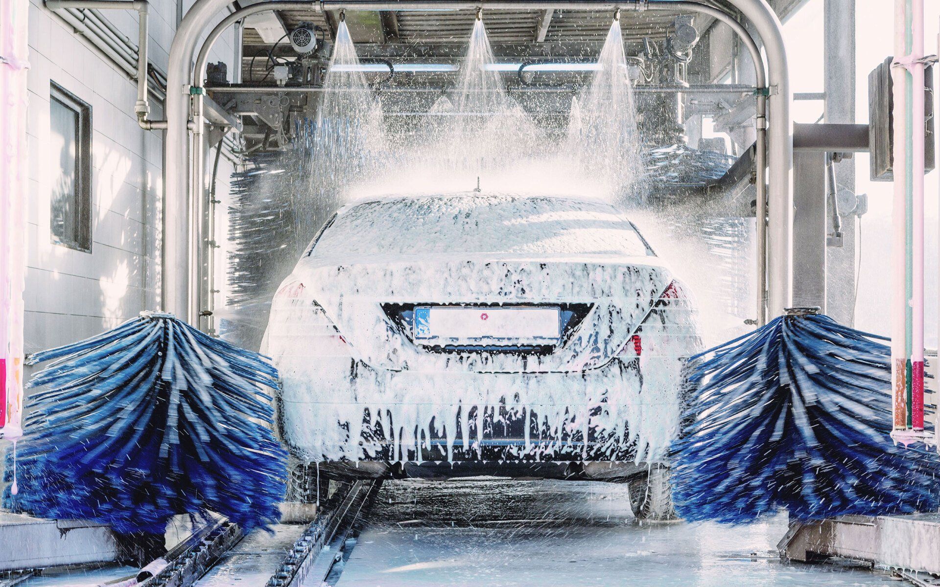 Penguins Car Wash & Detail Center in Hollister, CA