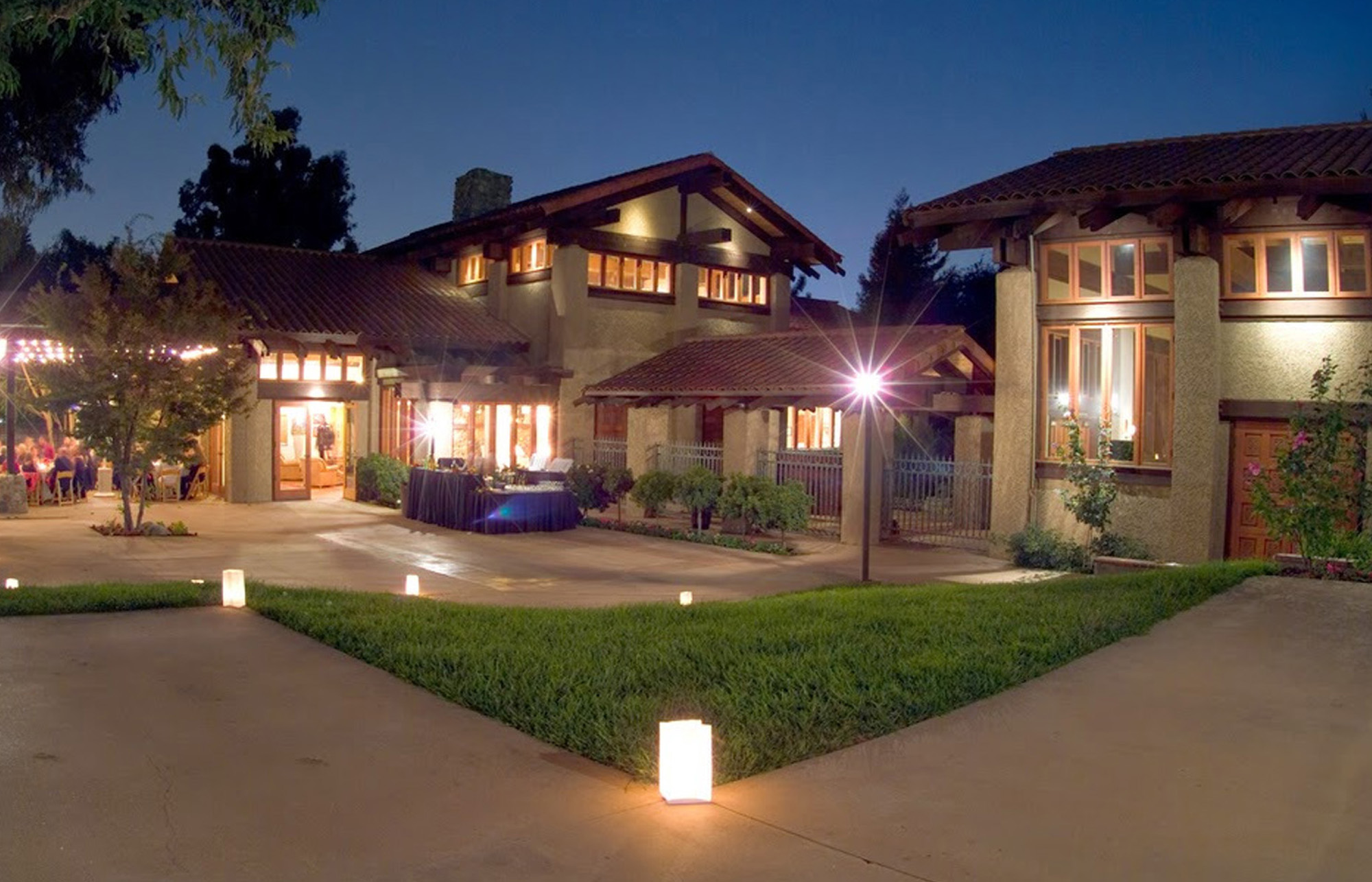 Anoush Catering at Glenoaks Ballroom in Glendale, CA (3)