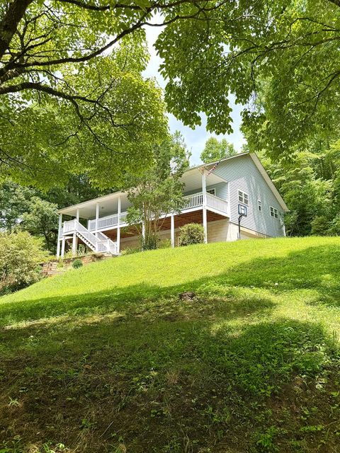 Mountain Streams Real Estate Inc in Hayesville, NC