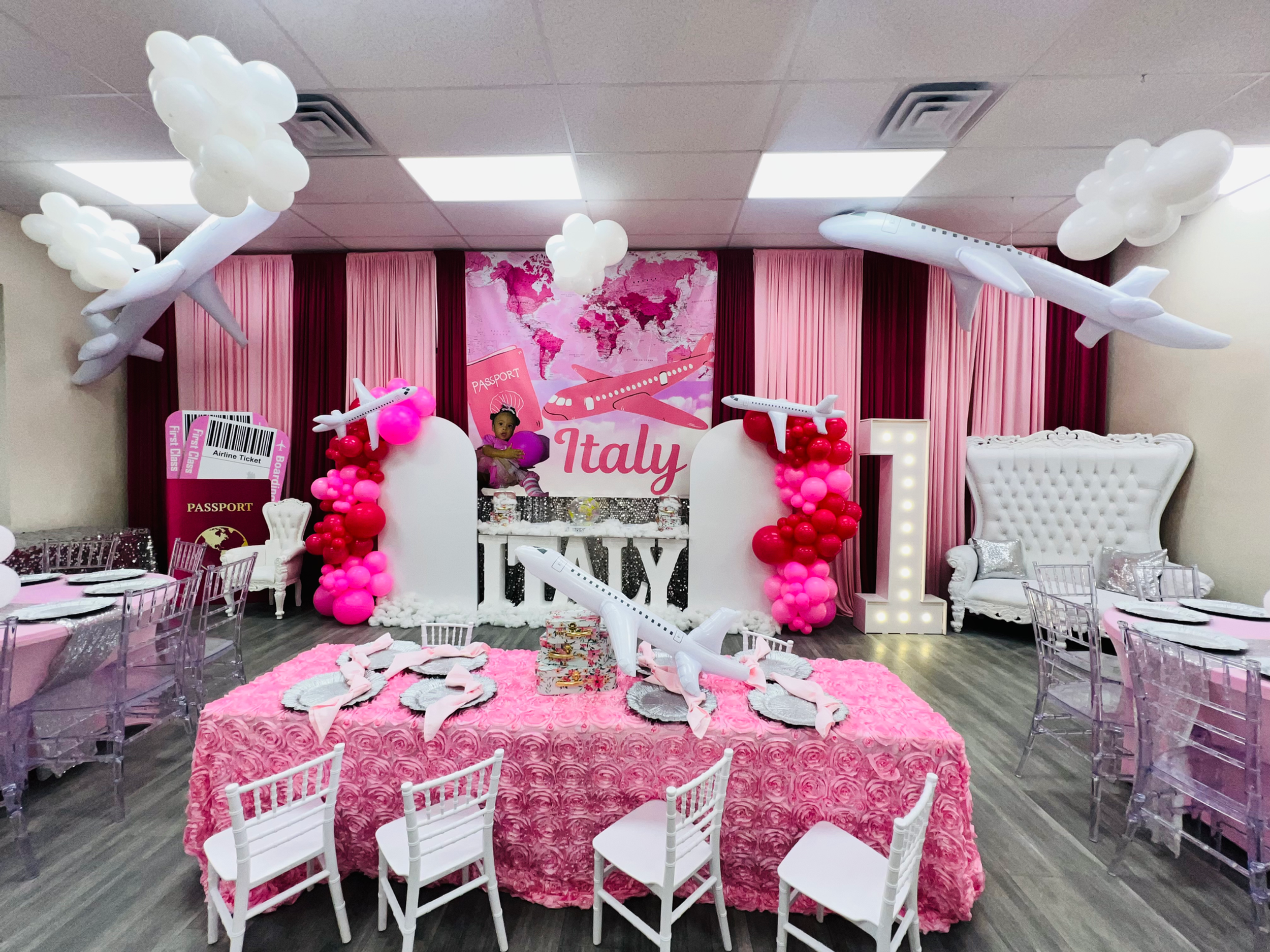 Sister, Sister Royal Creations and Royal Creations Event Venue in Burnham, IL
