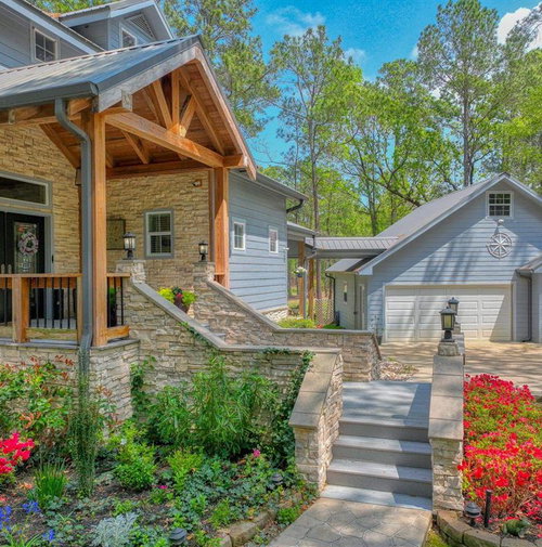 Purple Pig Realty LLC in Hemphill, TX (2)