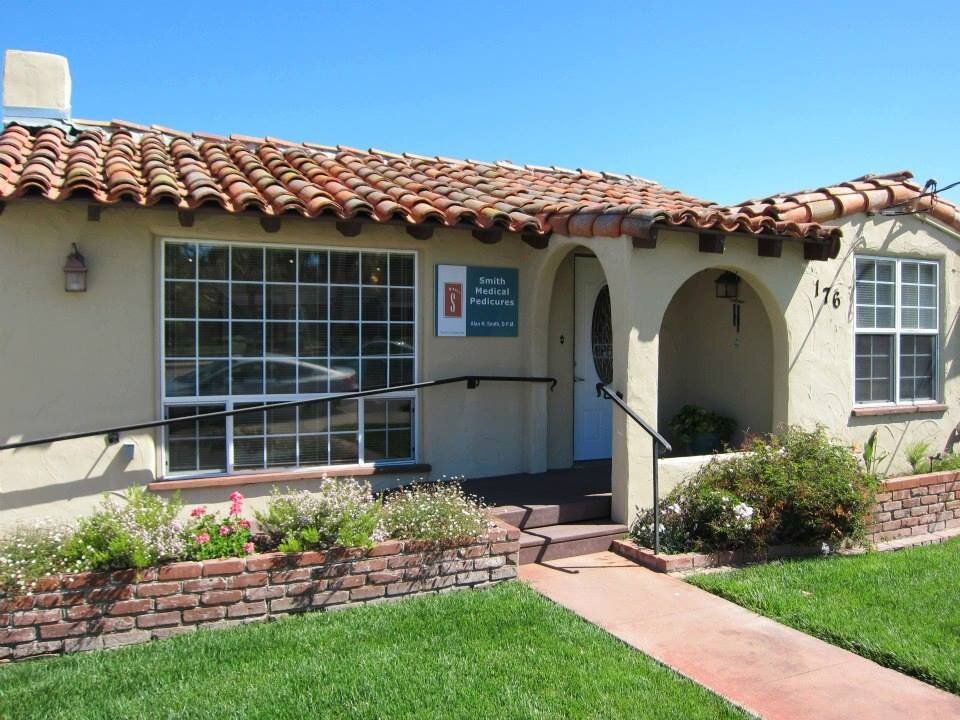 Smith Medical Pedicures in Monterey, CA (5)