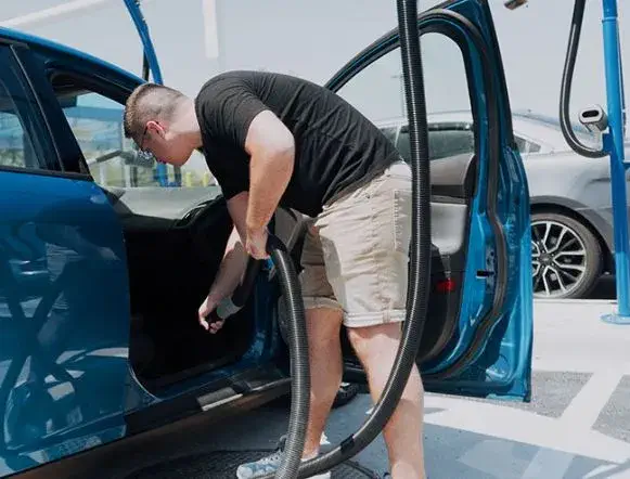 Tsunami Express Car Wash in La Porte, IN (4)
