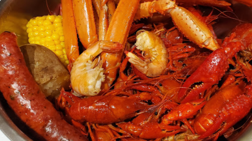 Lake Jackson Seafood in Gun Barrel City, TX