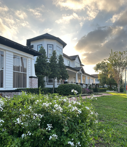 Two Twelve Beauty & Wellness Suites in Longwood, FL (2)