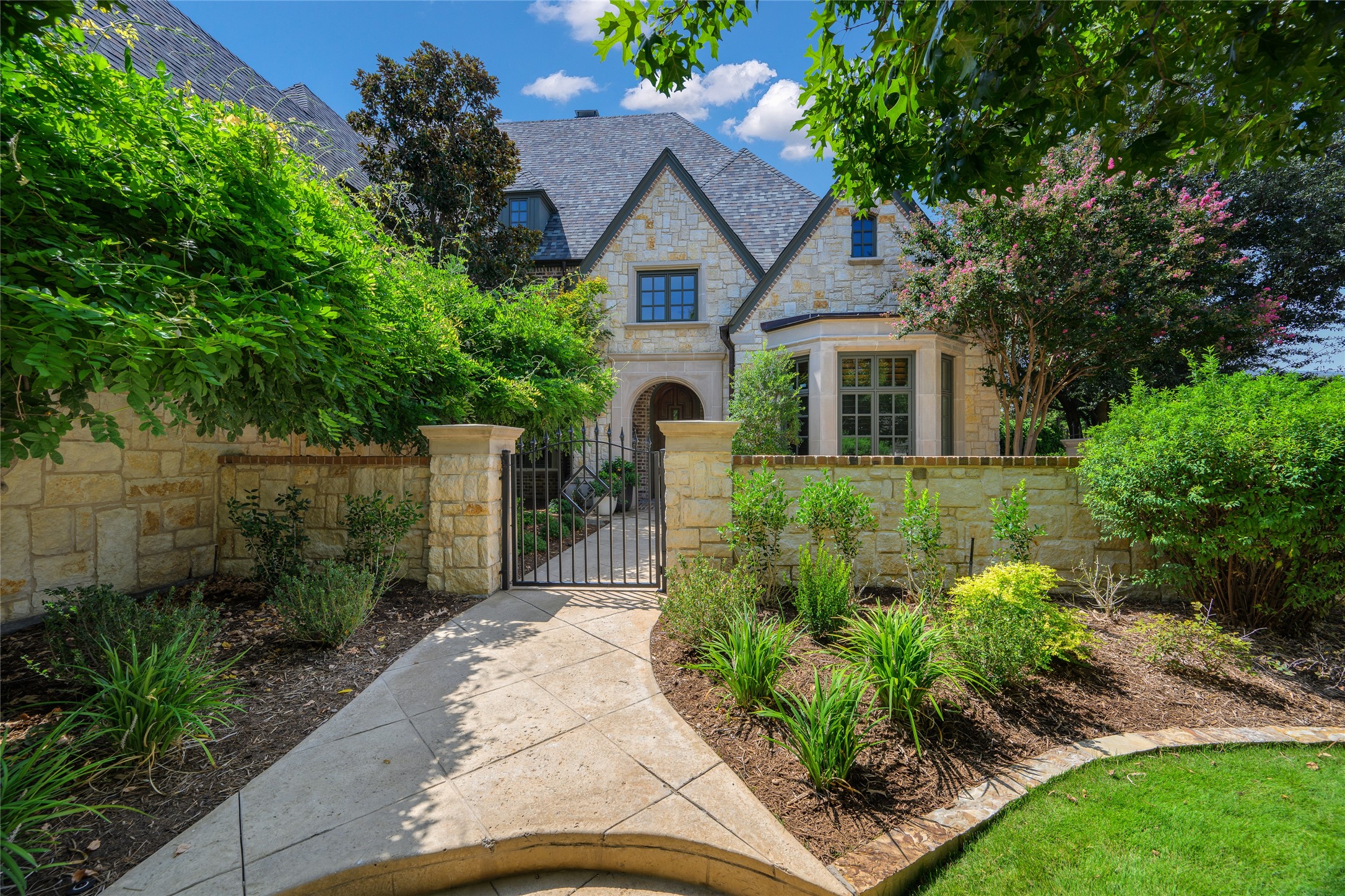 Tiffany Smith, Tiffany Smith Team - Compass Real Estate in Frisco, TX (2)