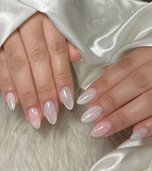 Diva's Nails in Burbank, CA