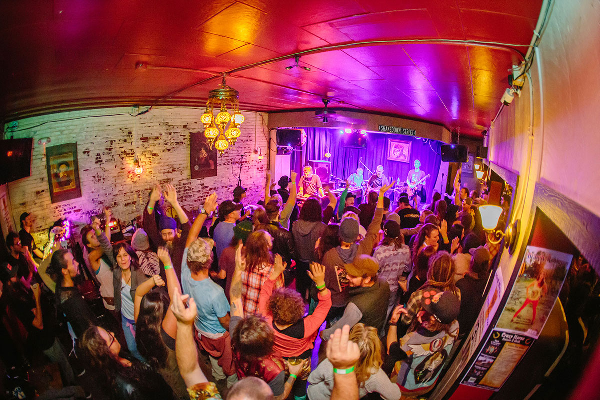 Crazy Horse Saloon & Grill in Nevada City, CA (2)