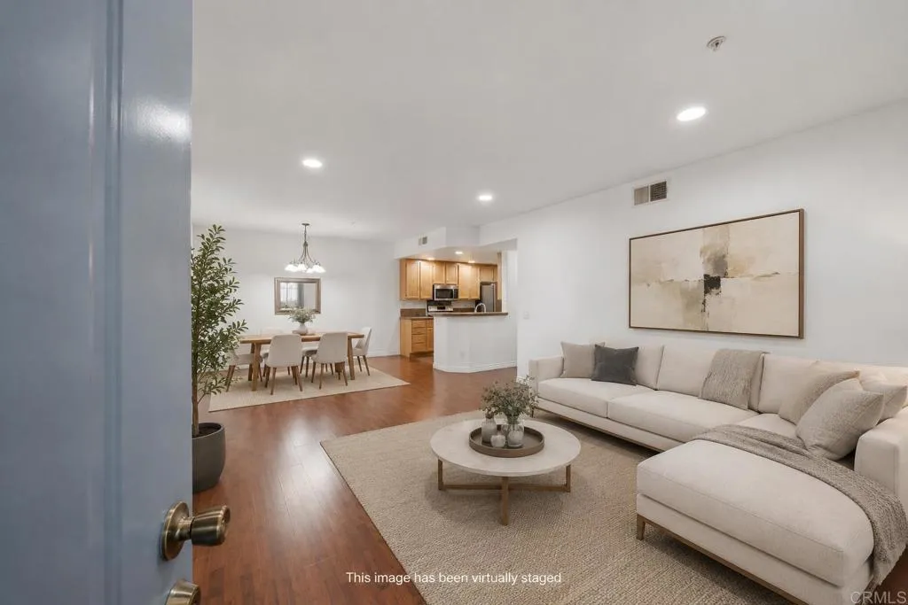 Lucy Nava, Realtor - Century 21 Affiliated/ Fine Homes & Estates in Chula Vista, CA (4)