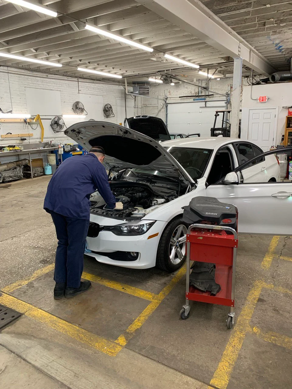 International Auto & Body Repair in River Grove, IL