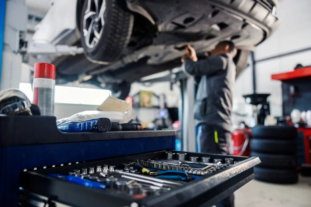 International Auto & Body Repair in River Grove, IL (3)