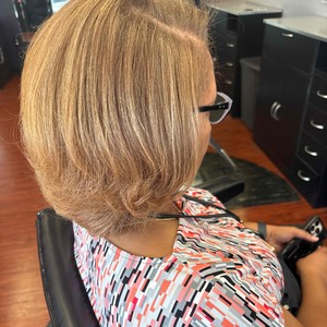 Sharper Image Hair Designs in Columbia, SC