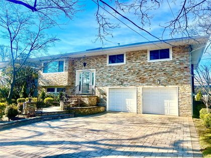 Howard Hanna | Coach Realtors - Hewlett in Hewlett, NY