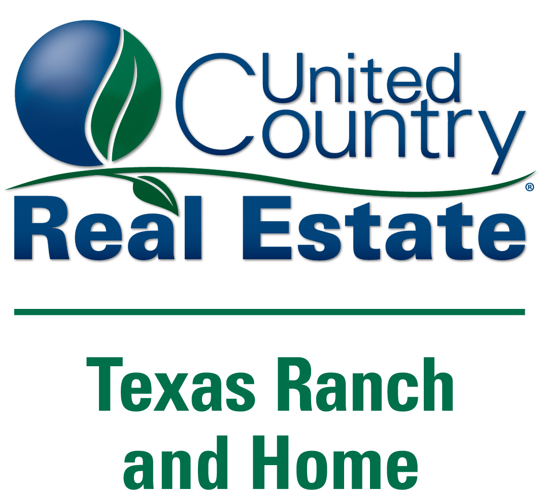 James Peterson ALC & Barbara Peterson -- United Country RE -- Tx Ranch and Homes in Floresville, TX (2)