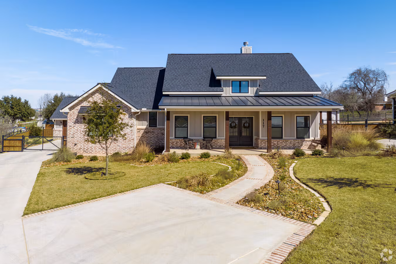 James Peterson ALC & Barbara Peterson -- United Country RE -- Tx Ranch and Homes in Floresville, TX (3)
