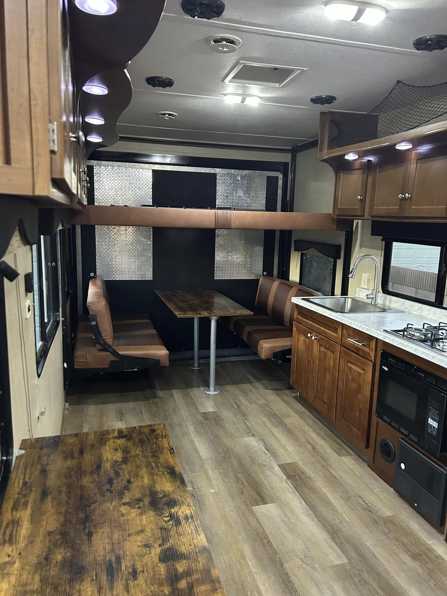 M&L Cleaning Services in Palmdale, CA (4)