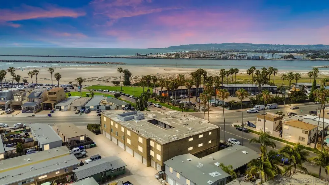 Emma Lefkowitz - The Barron Team - San Diego Real Estate in San Diego, CA (3)