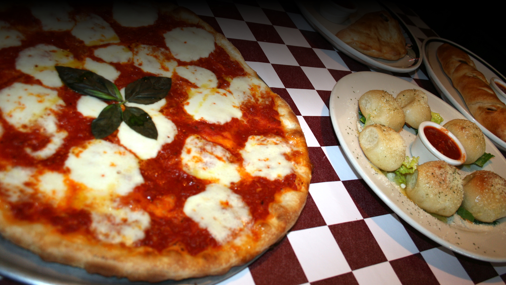 Napoli's Pizza in Lula, GA