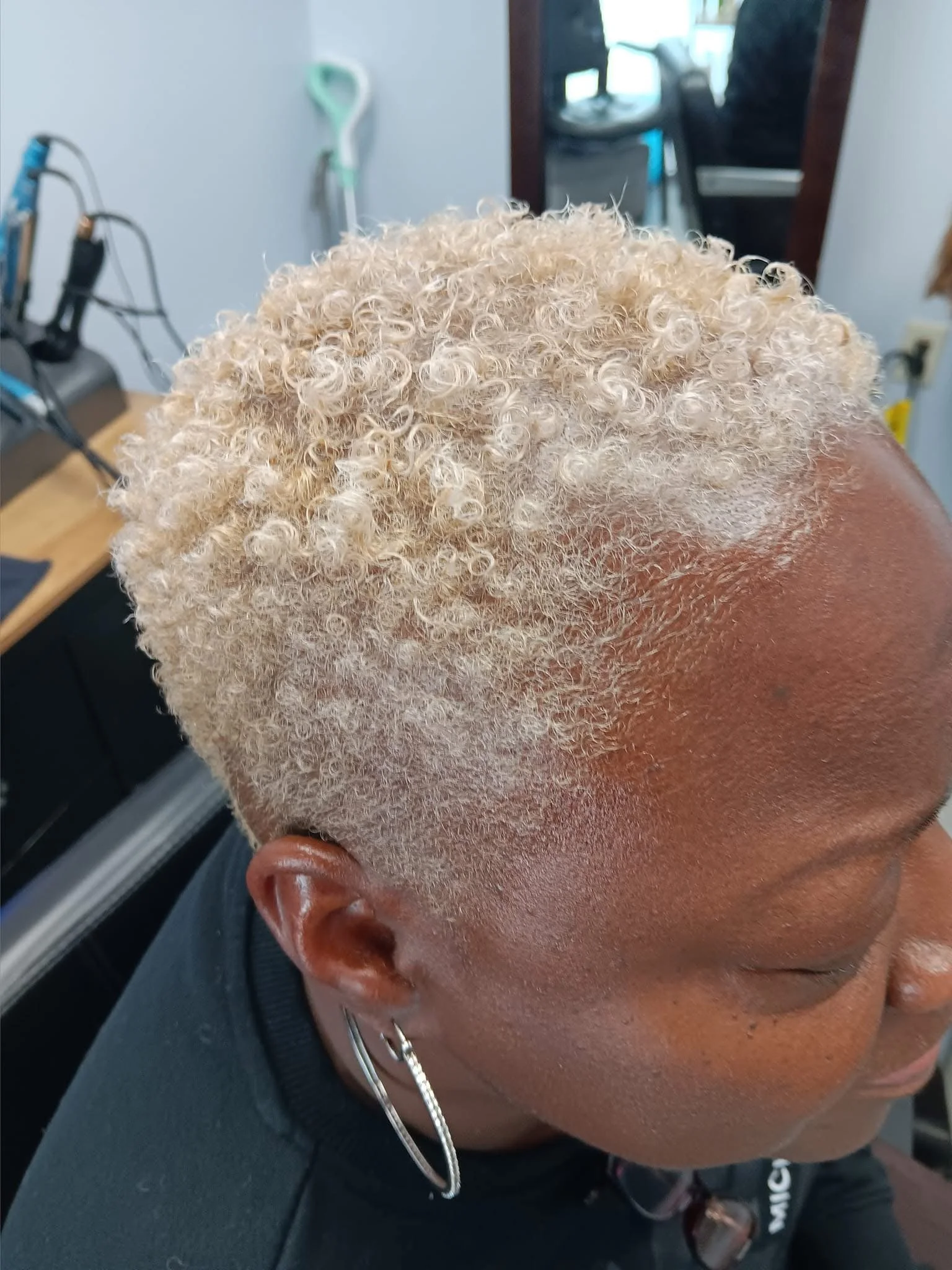 Custom Beauty Salon By Olivia, LLC in Charleston, SC (4)